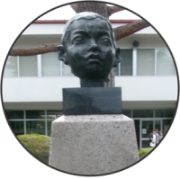 小児の首