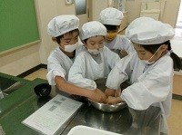 よもぎ団子作り